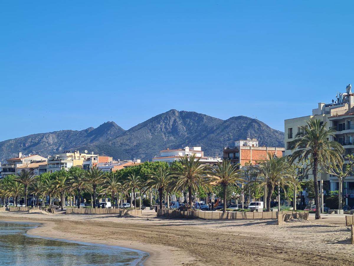 Acogedor Vistas Al Mar Apartamento