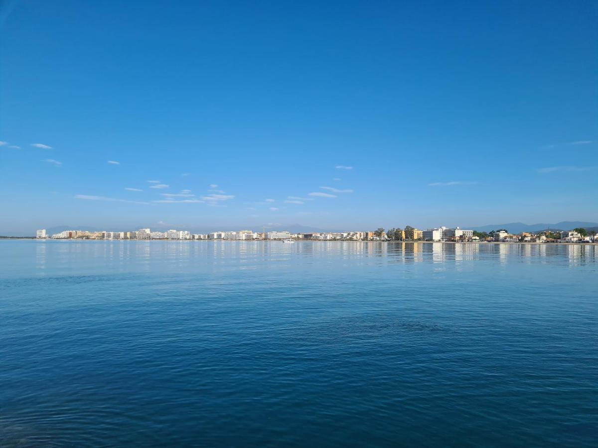 Acogedor Vistas Al Mar Apartamento