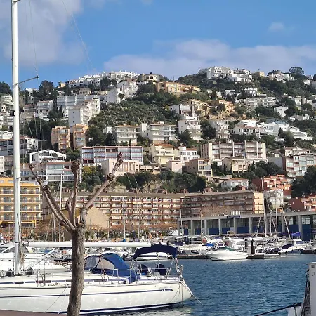 Acogedor Apartamento Vistas Al Mar Roses Exterior photo