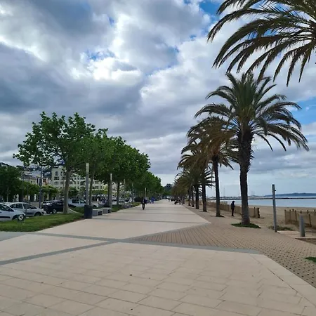 Acogedor Apartamento Vistas Al Mar Roses Exterior photo